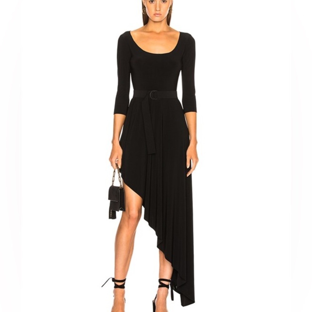 NORMA KAMALI Reversible Diagonal Flared Dress in Black
Black M Medium